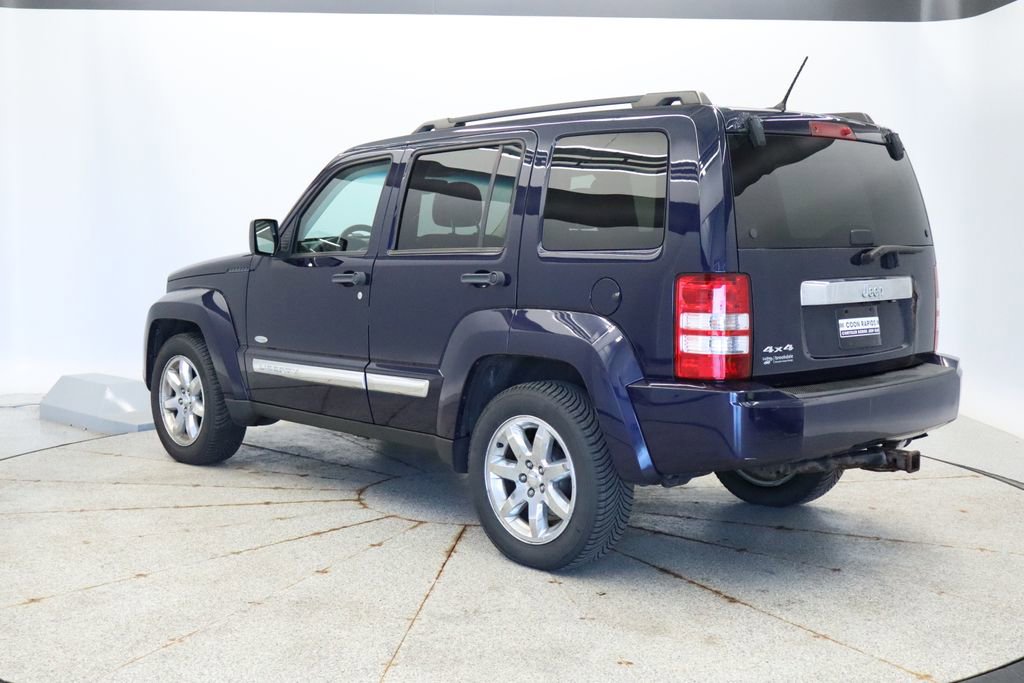 Used 2012 Jeep Liberty Sport AWD/4WD image 3