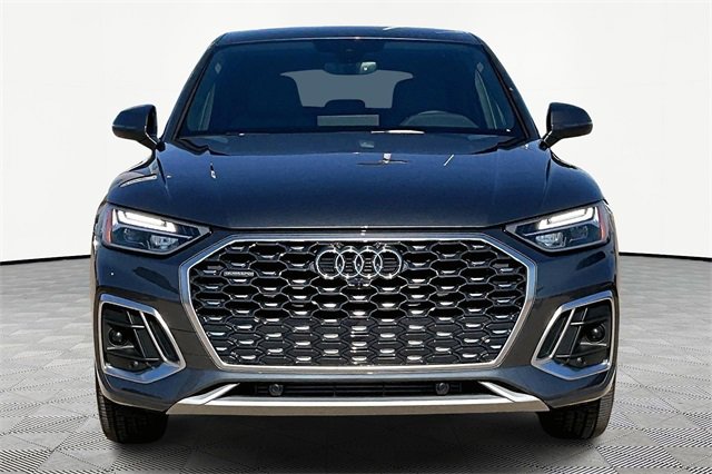 Used 2024 Audi Q5 2.0T Premium Plus w/ Premium Plus Package image 3