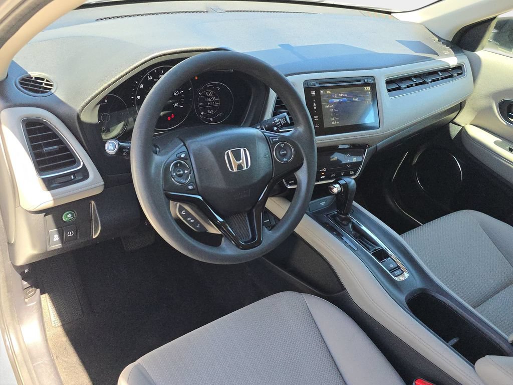 Used 2017 Honda HR-V EX image 19
