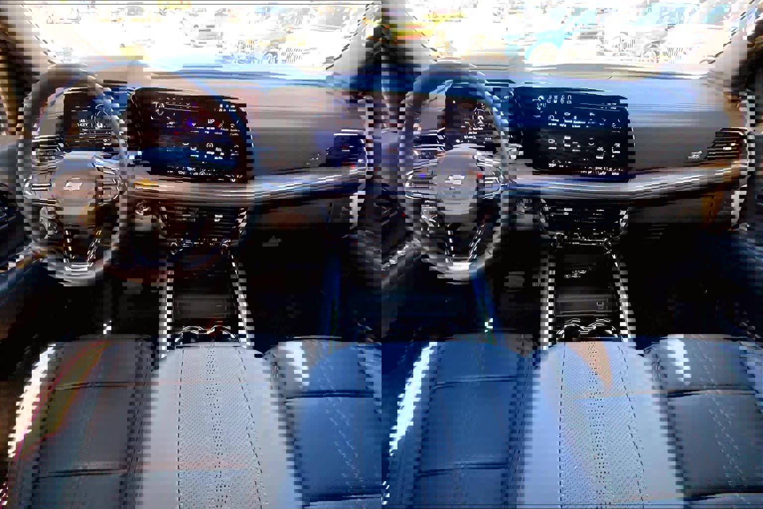 Used 2025 Chevrolet Tahoe High Country w/ Sun And Tow Package image 14