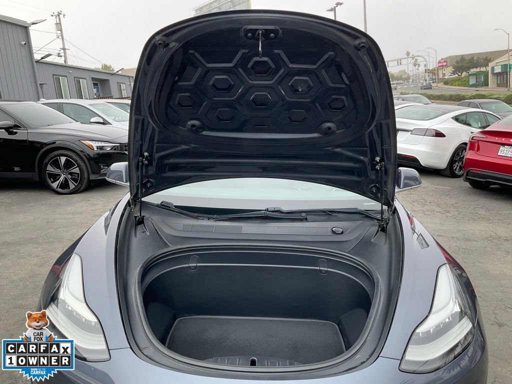 Used 2018 Tesla Model 3 Long Range RWD image 12