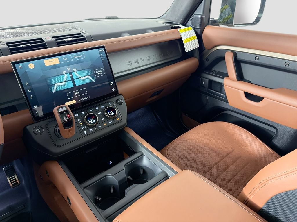 New 2026 Land Rover Defender 110 OCTA AWD/4WD image 25