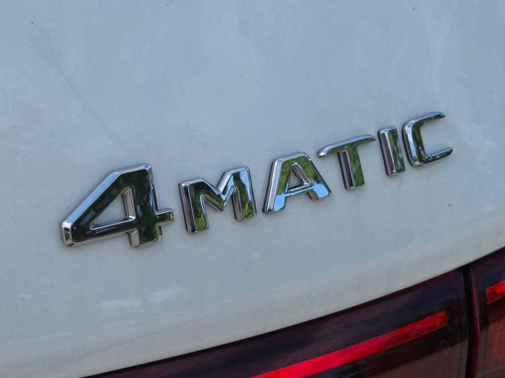 New 2026 Mercedes-Benz GLB 250 4MATIC image 5