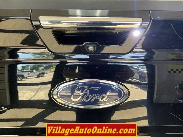 Used 2017 Ford F150 Lariat w/ Equipment Group 502A Luxury AWD/4WD image 29