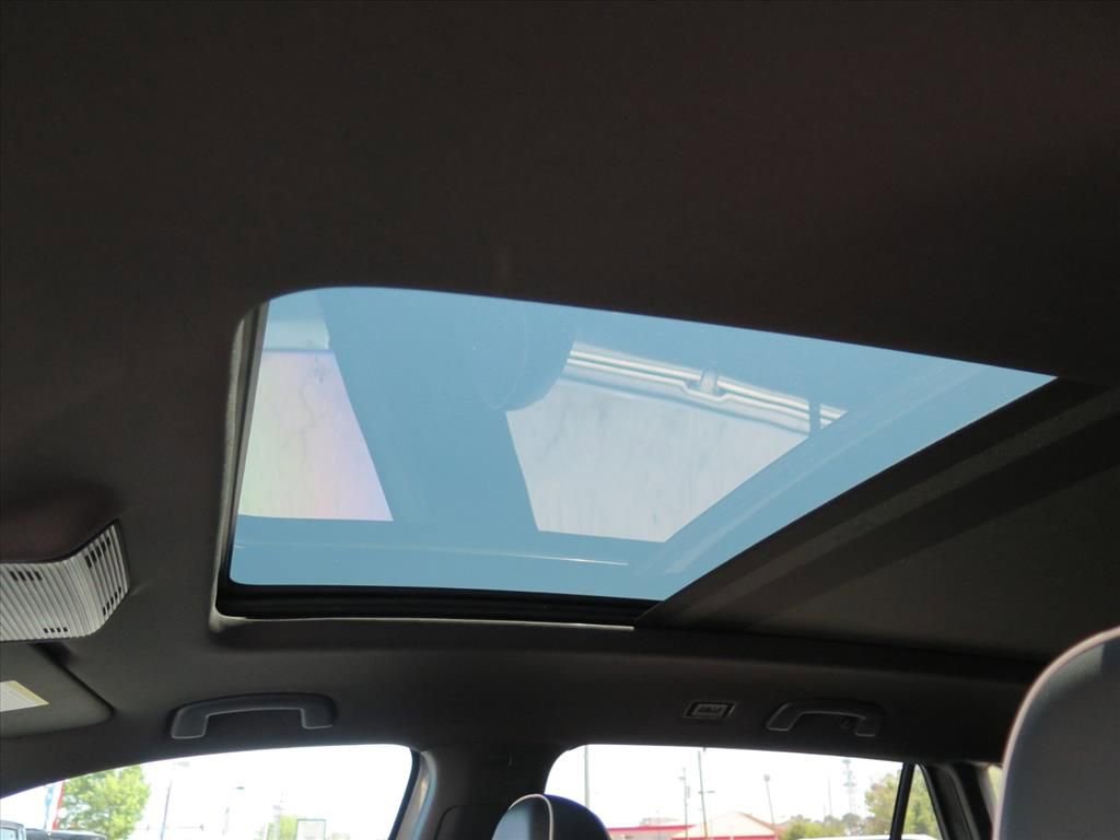 Used 2024 Volkswagen Atlas Cross Sport SEL Premium R-Line AWD/4WD image 11