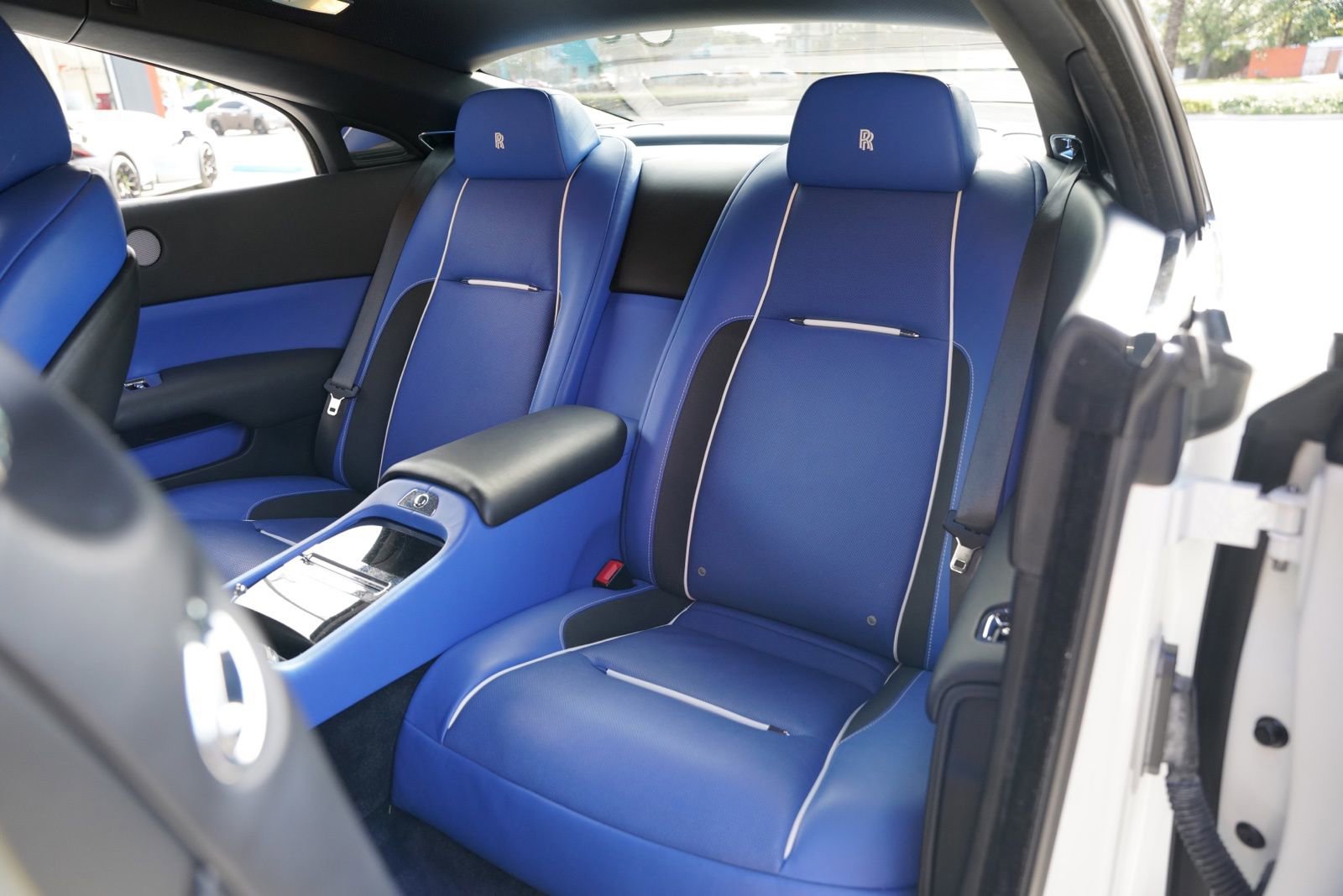 Used 2019 Rolls-Royce Wraith image 19