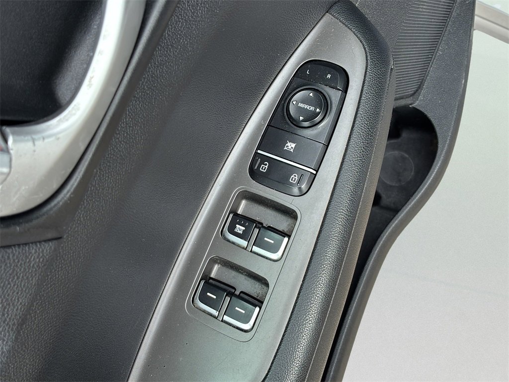 Used 2020 Kia Optima LX image 39