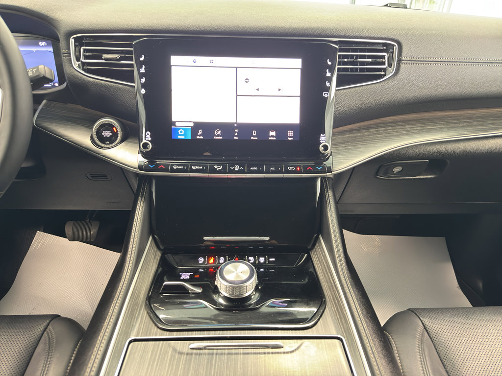 Used 2024 Jeep Wagoneer Series II image 26