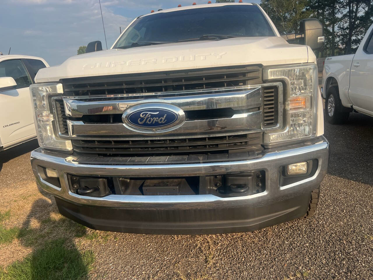 Used 2019 Ford F350 XLT w/ XLT Value Package image 2