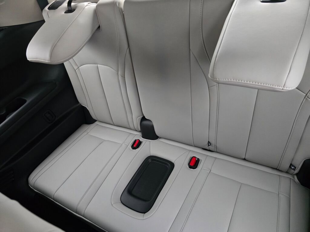 New 2026 INFINITI QX60 Luxe w/ Cargo Package image 17