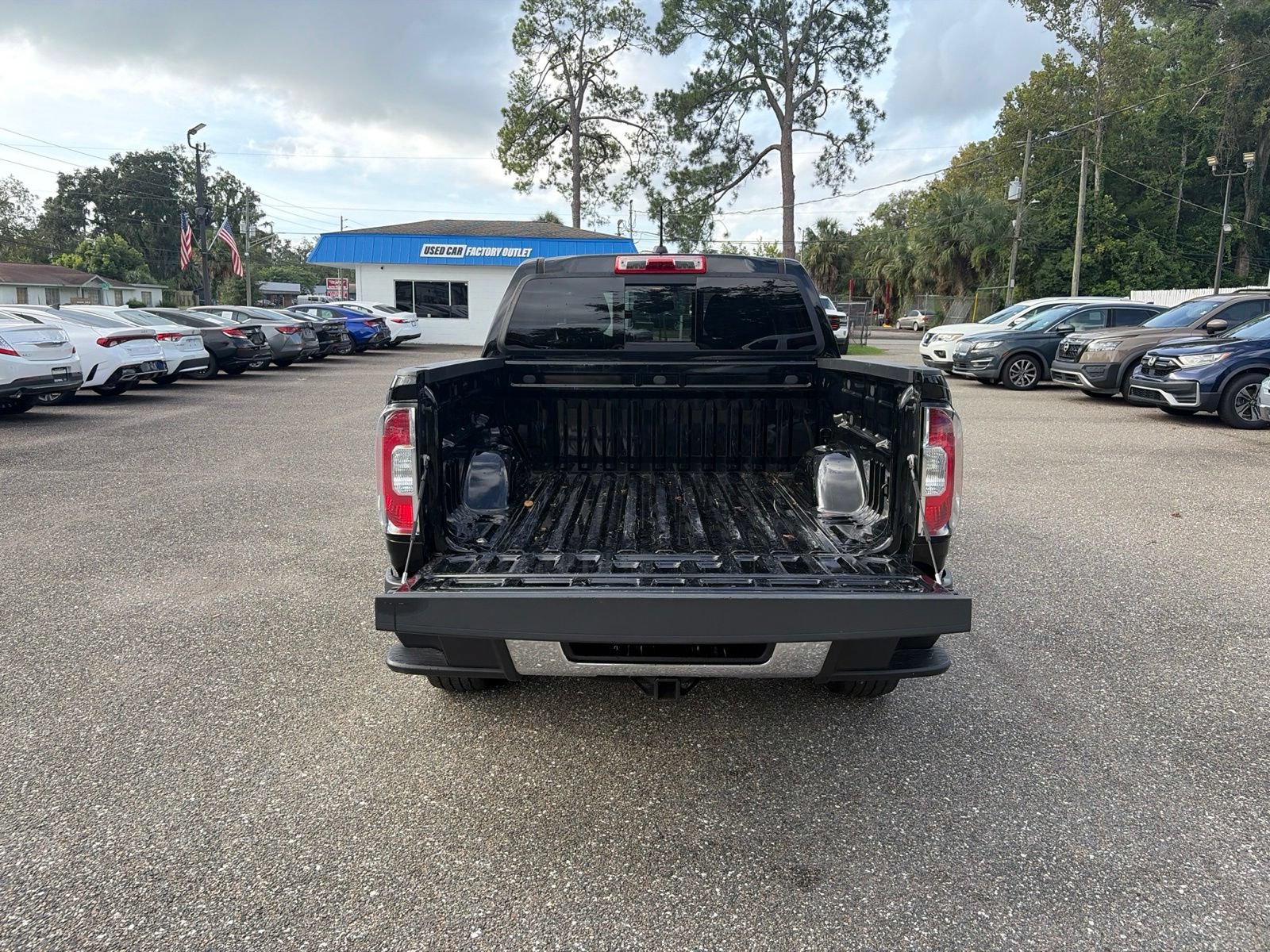 Used 2016 GMC Canyon SLE w/ SLE Convenience Package RWD image 9