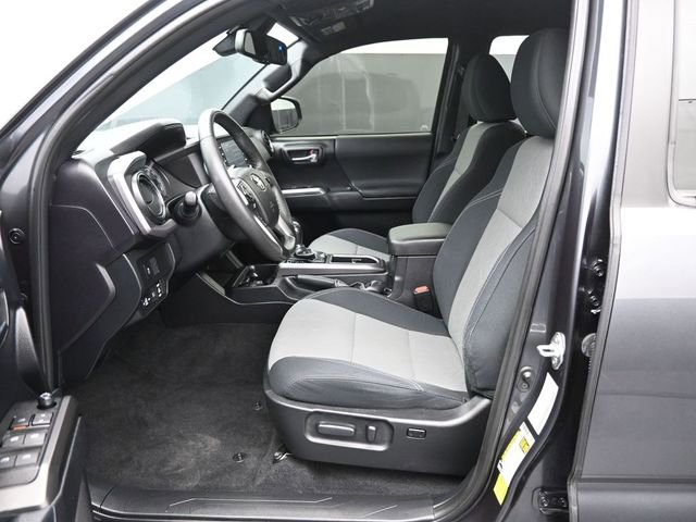 Used 2021 Toyota Tacoma TRD Off-Road image 24