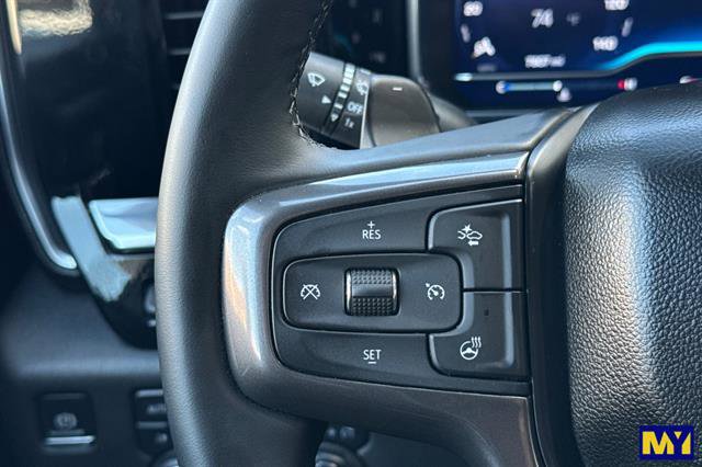 Used 2025 Chevrolet Silverado 1500 High Country w/ Technology Package AWD/4WD image 28