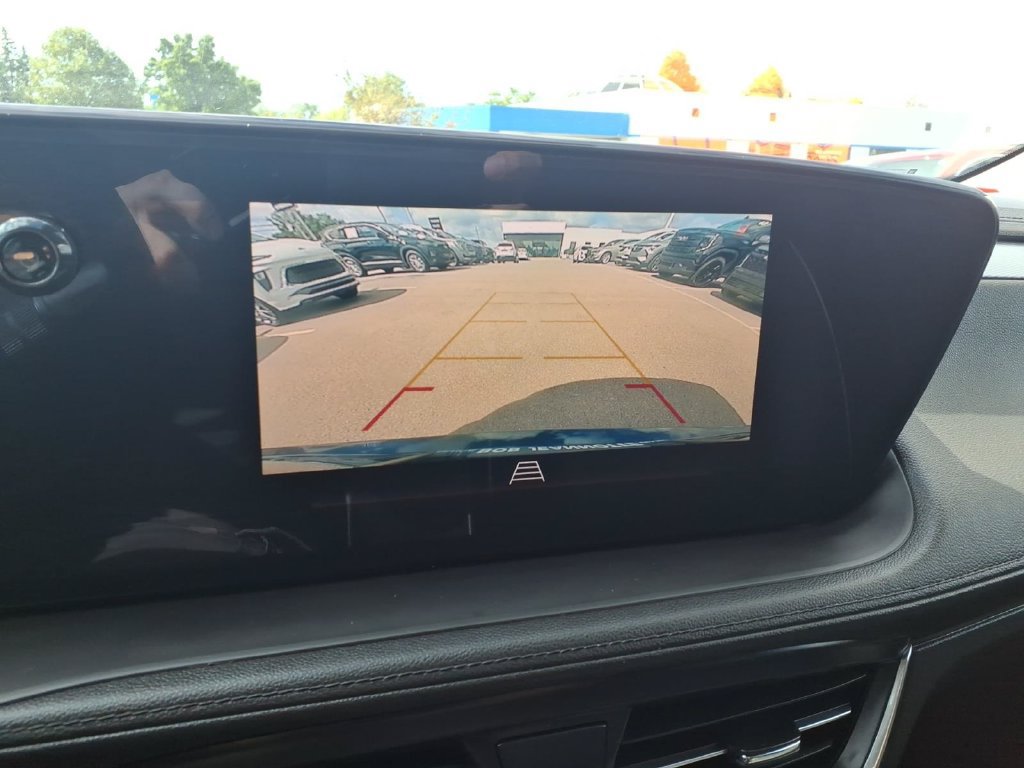 Used 2024 Buick Encore GX Avenir w/ Avenir Convenience Package AWD/4WD image 18