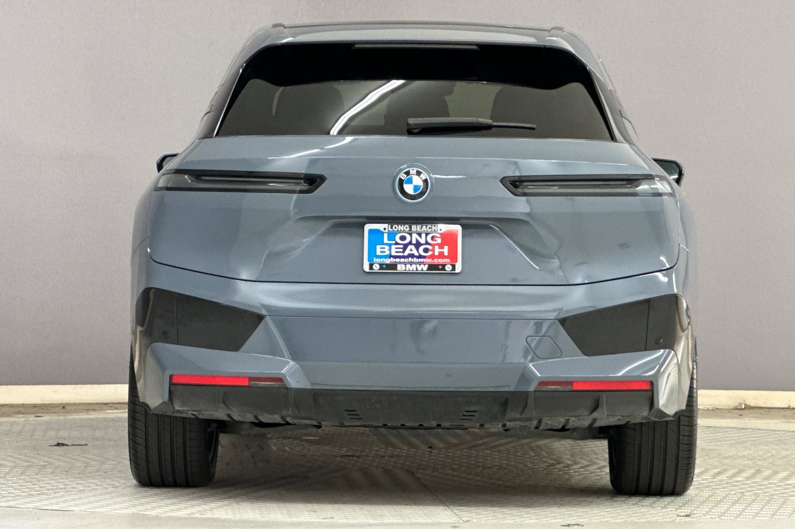 Certified 2023 BMW iX xDrive50 w/ Sport Package image 10