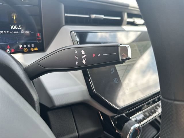 New 2027 Chevrolet Bolt LT FWD image 17