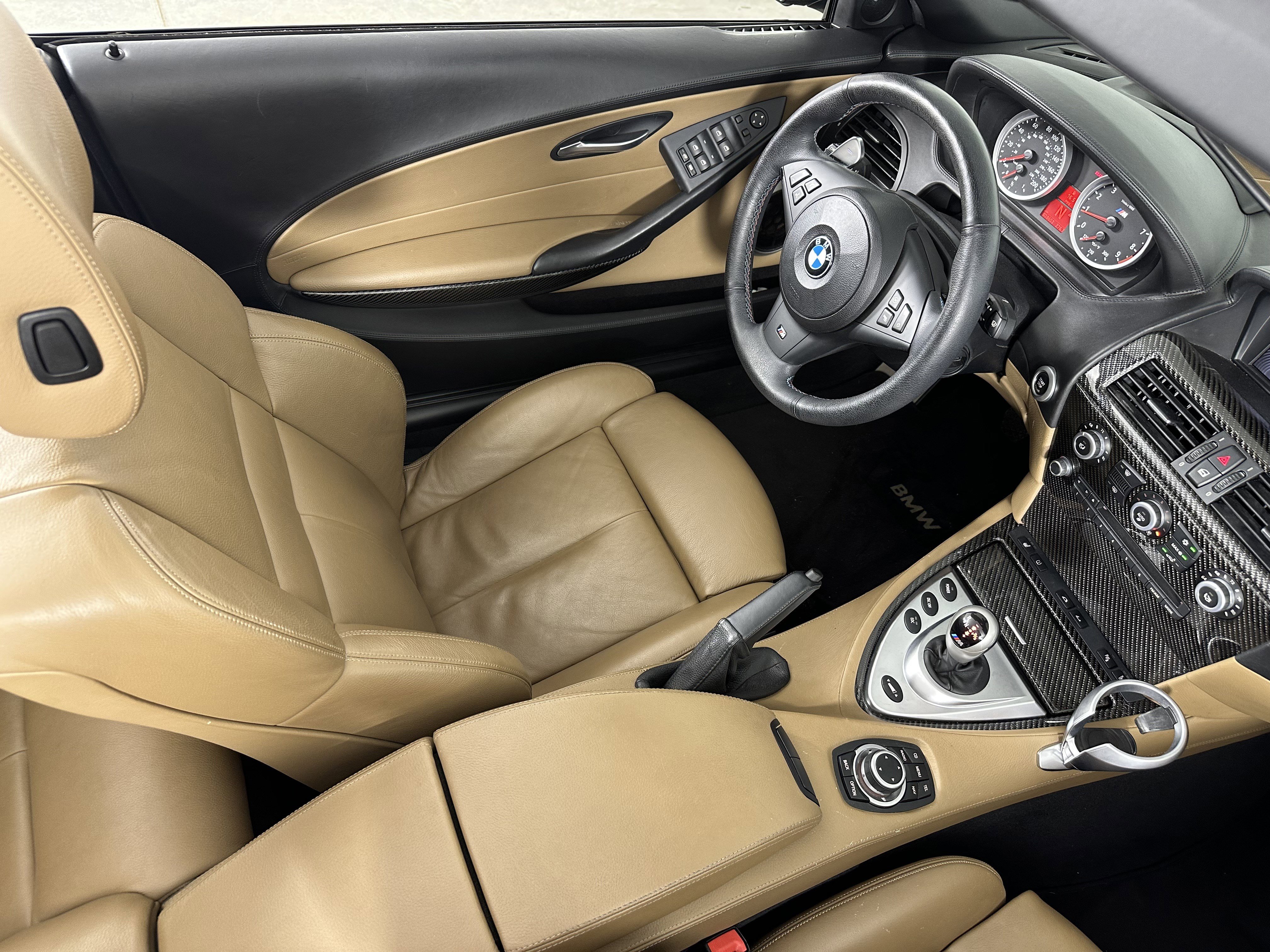 Used 2010 BMW M6 Convertible image 9