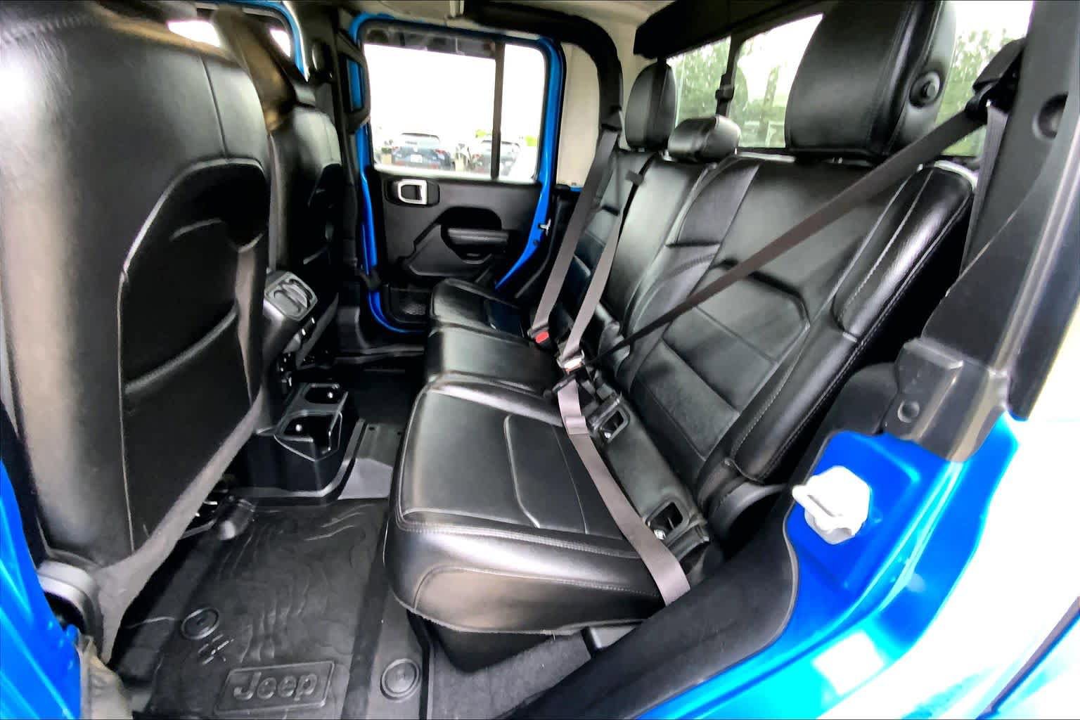 Used 2021 Jeep Gladiator Sport AWD/4WD image 20