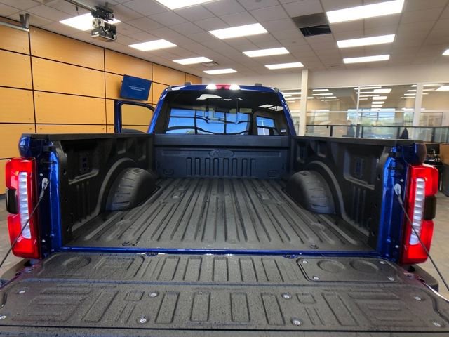 New 2026 Ford F250 Lariat w/ Black Appearance Package image 22