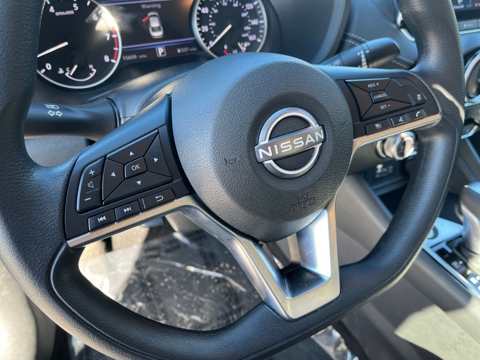 Used 2025 Nissan Sentra SV image 24