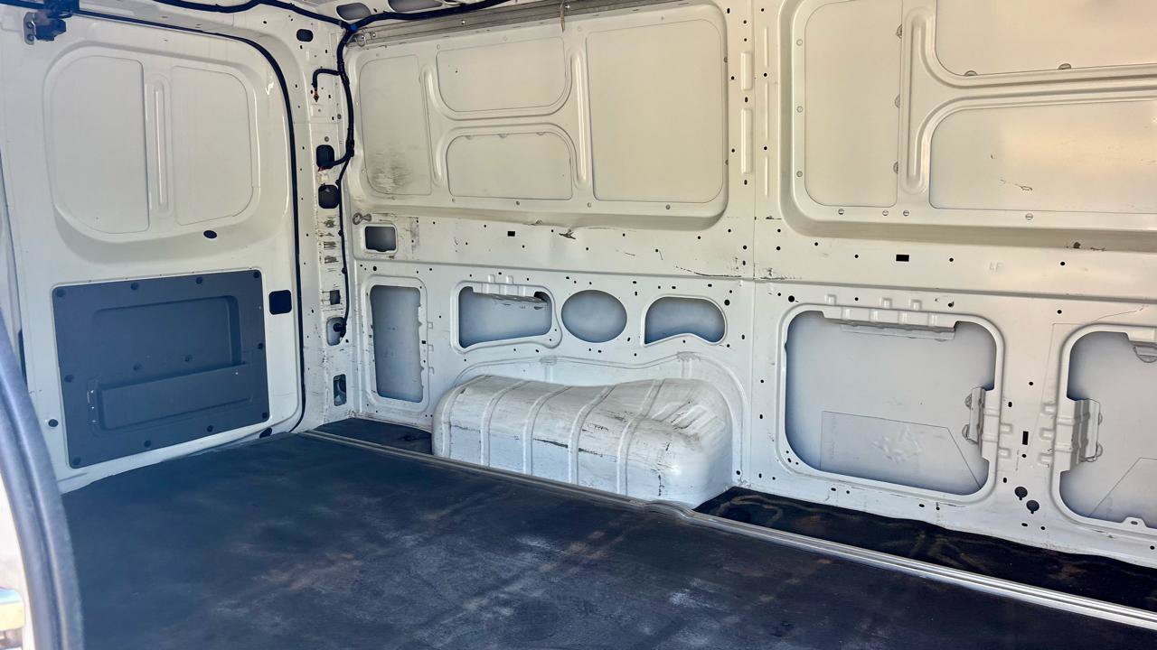 Used 2018 Nissan NV 2500 S RWD image 11