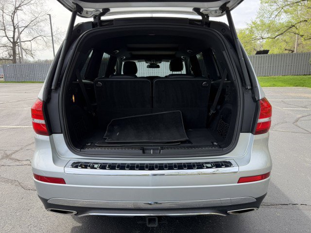 Used 2017 Mercedes-Benz GLS 450 4MATIC image 34