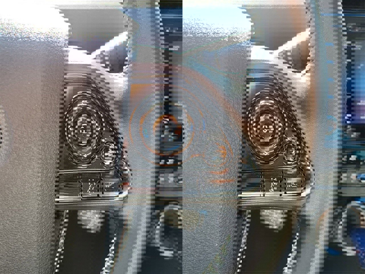 Used 2022 Toyota Prius Prime LE image 19