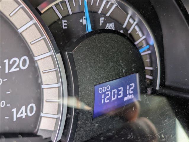 Used 2014 Toyota Camry SE image 12