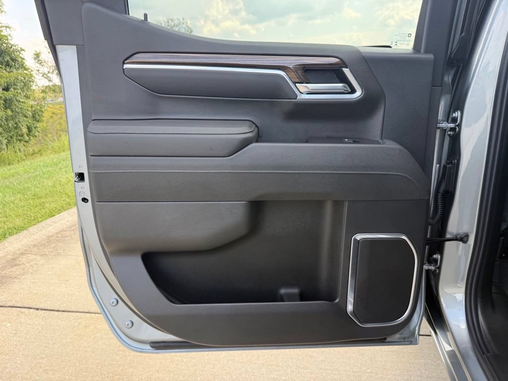 New 2026 Chevrolet Silverado 1500 LT w/ All Star Edition Plus AWD/4WD image 13