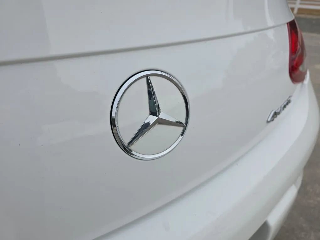 Used 2017 Mercedes-Benz C 300 4MATIC Cabriolet image 10