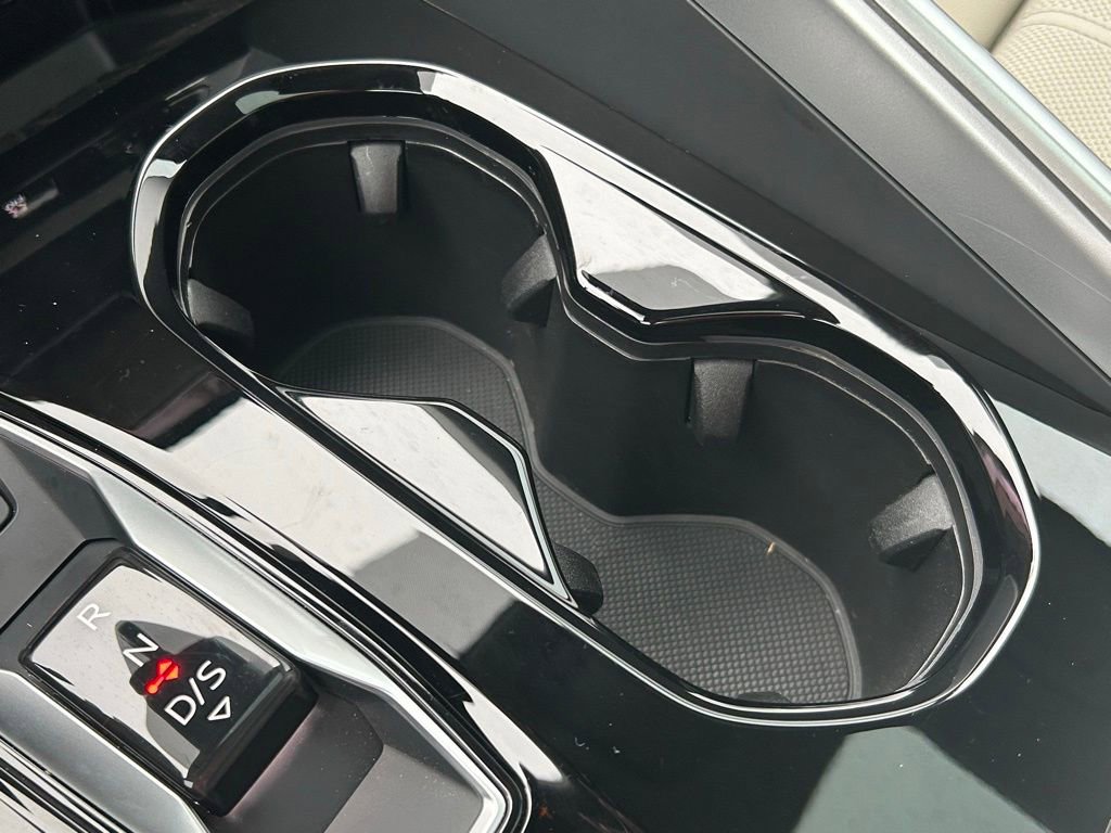 Used 2025 Audi Q5 Premium Plus w/ Premium Plus image 37