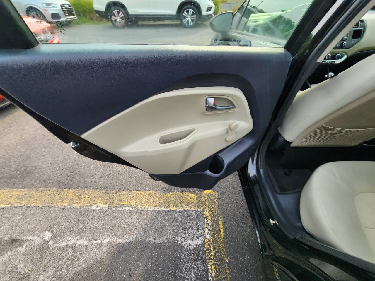 Used 2013 Kia Rio LX image 15