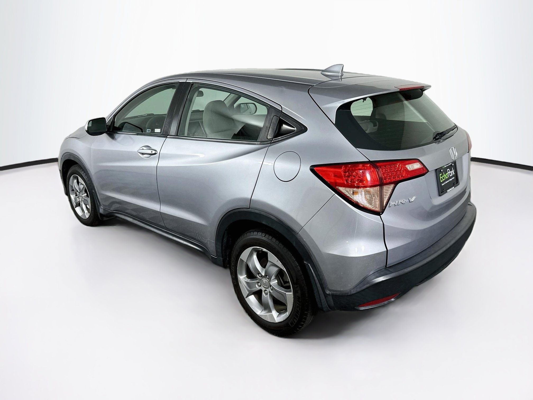 Used 2017 Honda HR-V LX image 5