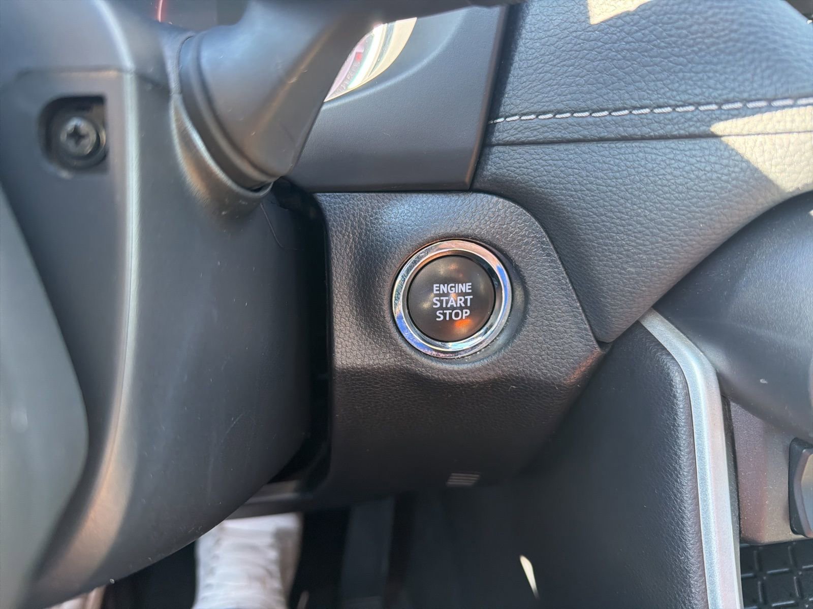 Used 2024 Toyota RAV4 XLE image 17