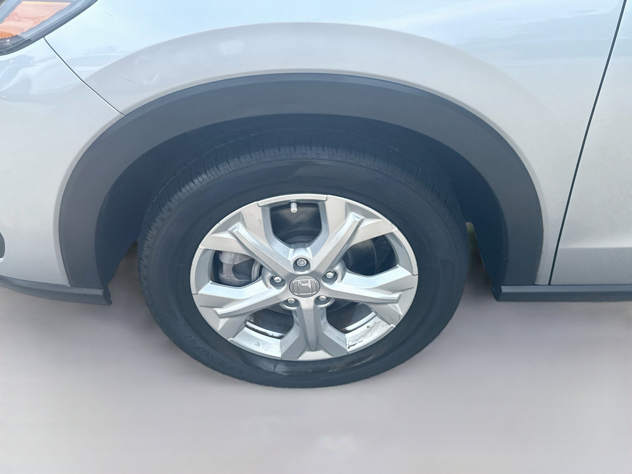 Used 2023 Honda HR-V LX image 33
