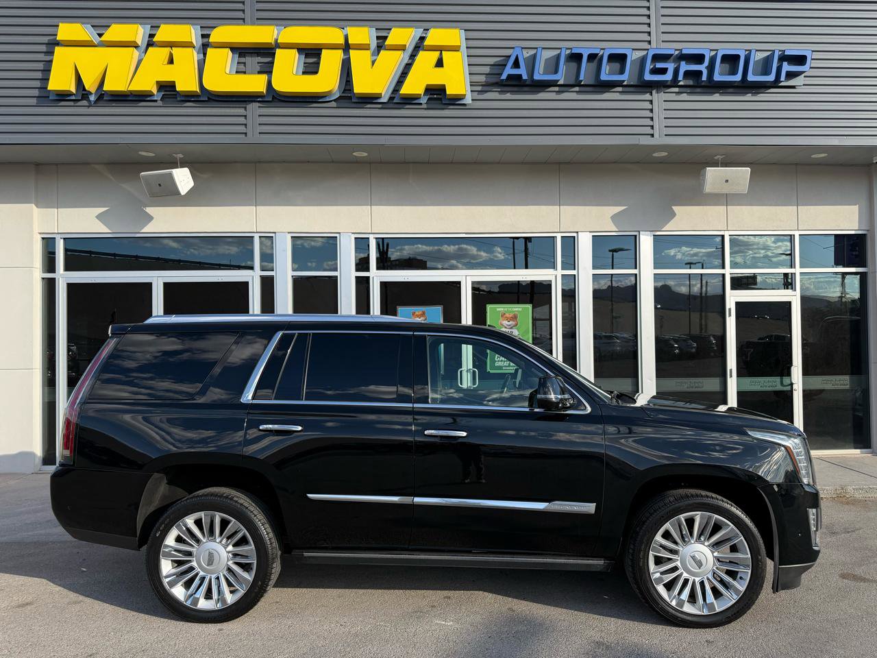 Used 2017 Cadillac Escalade Platinum