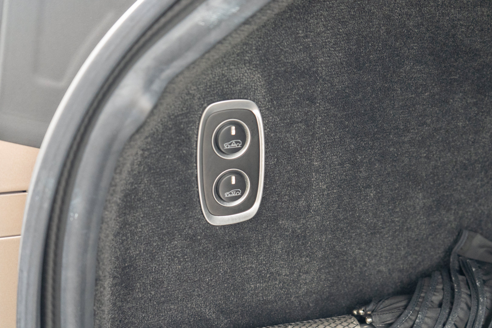 Used 2023 Aston Martin DBX 707 AWD/4WD image 35