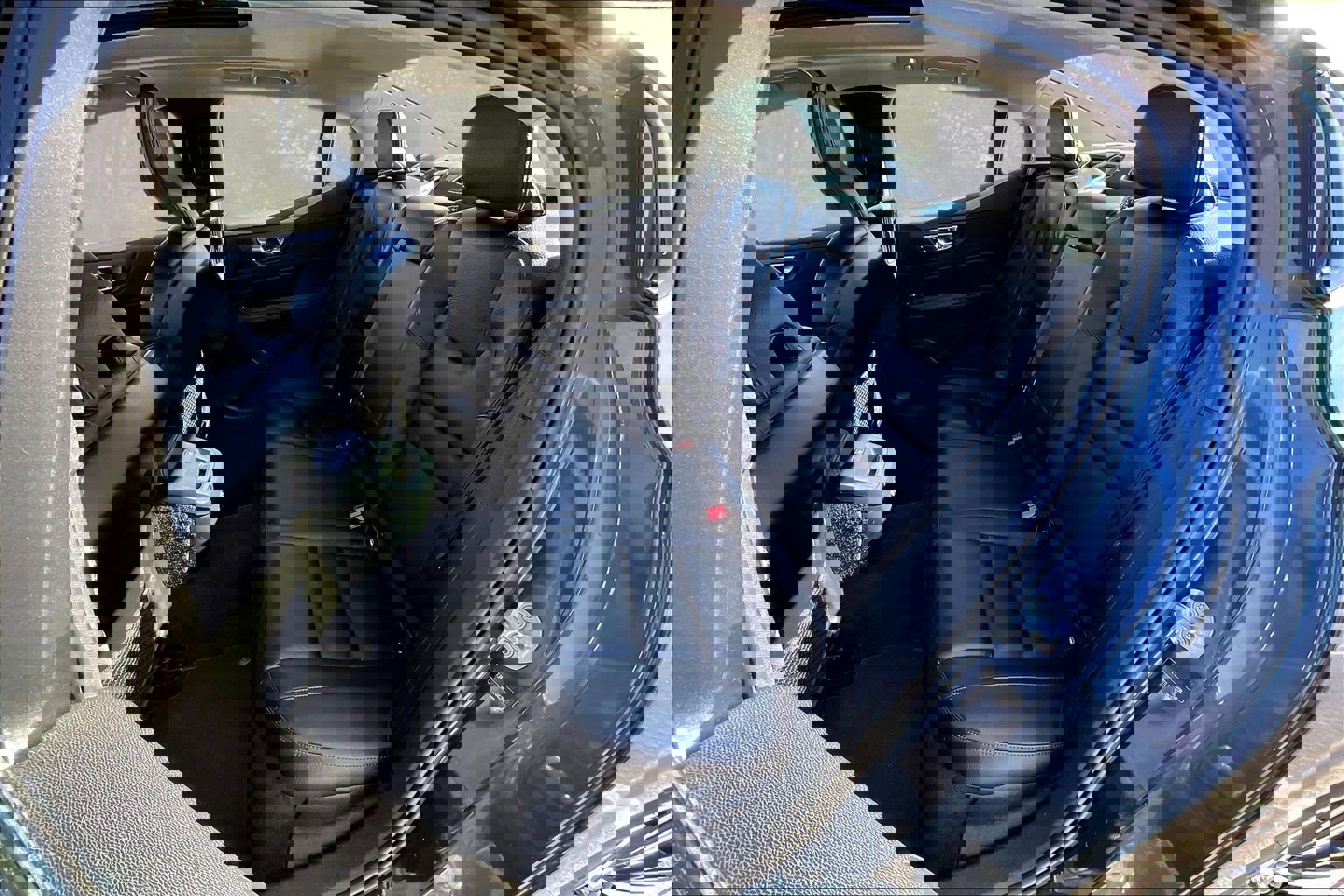 Used 2024 Volvo S60 B5 Plus image 24