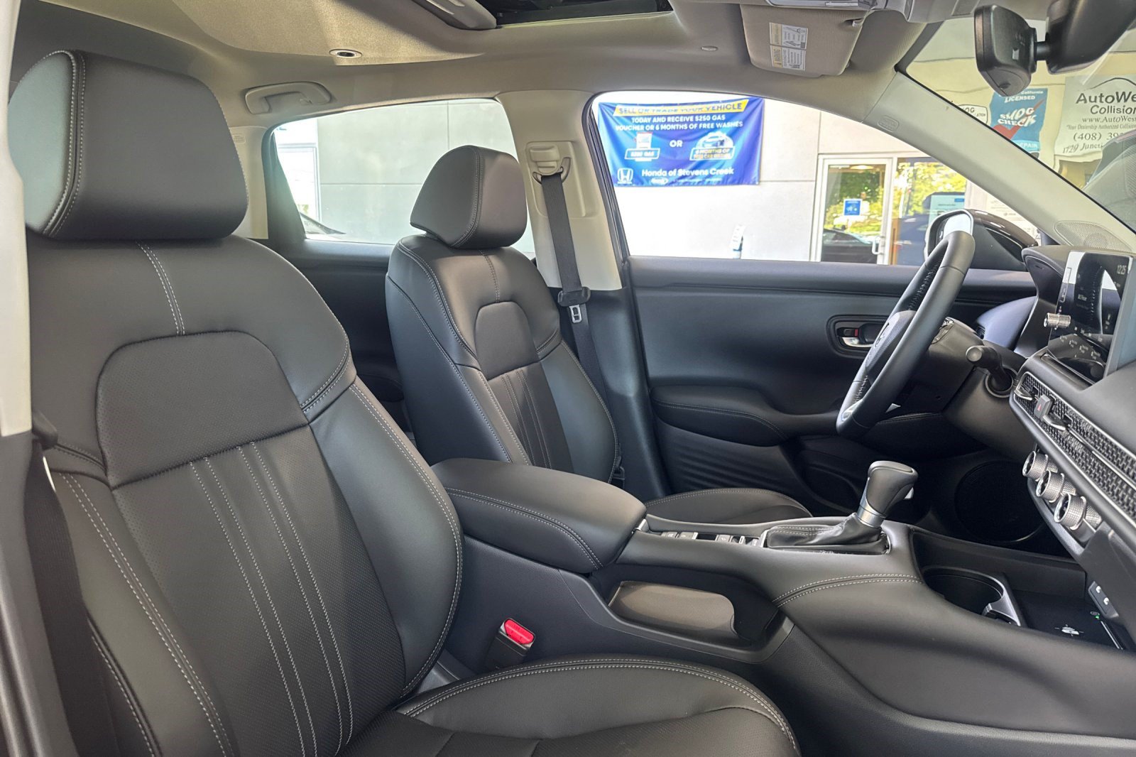 Used 2026 Honda HR-V EX-L image 31