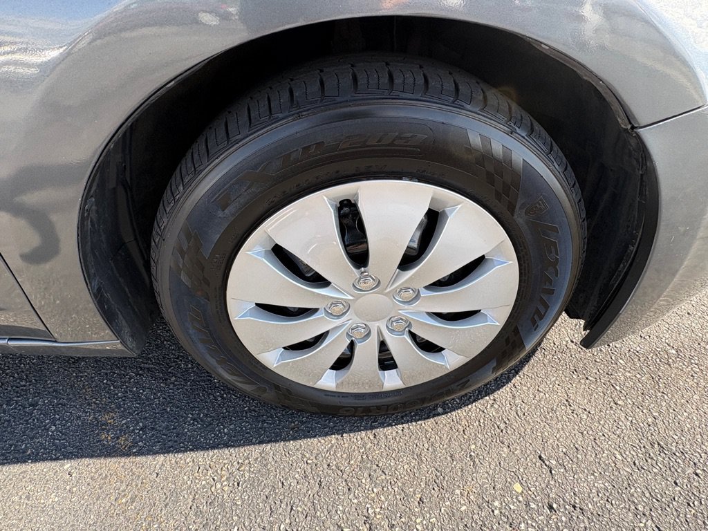 Used 2012 Honda Accord LX image 19