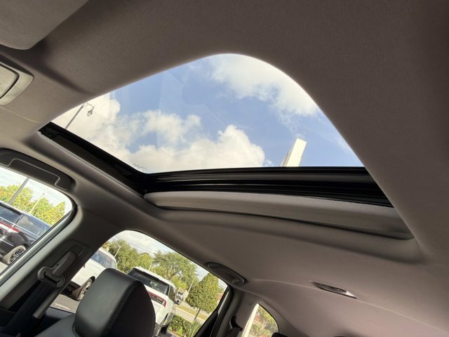 Used 2017 Honda CR-V Touring image 34