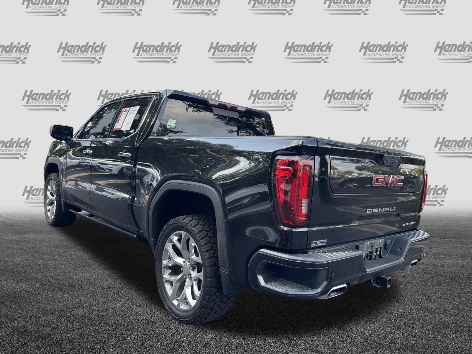 Used 2022 GMC Sierra 1500 Denali AWD/4WD image 11