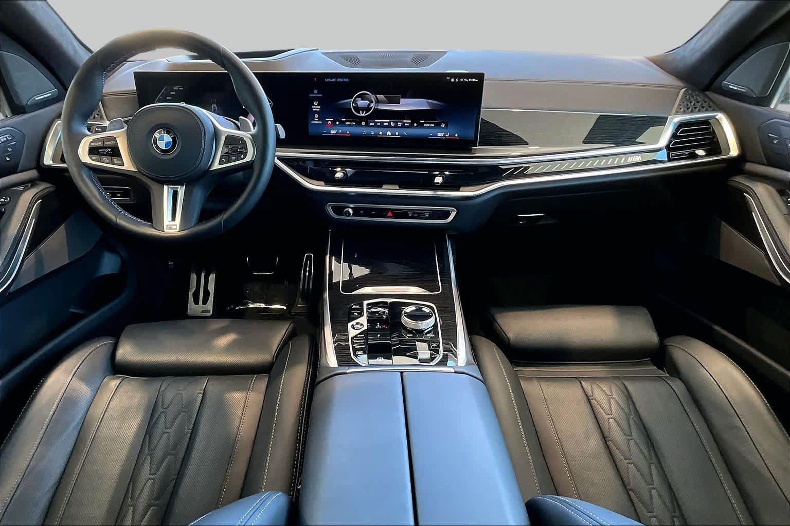 Used 2026 BMW X7 M60i AWD/4WD image 15