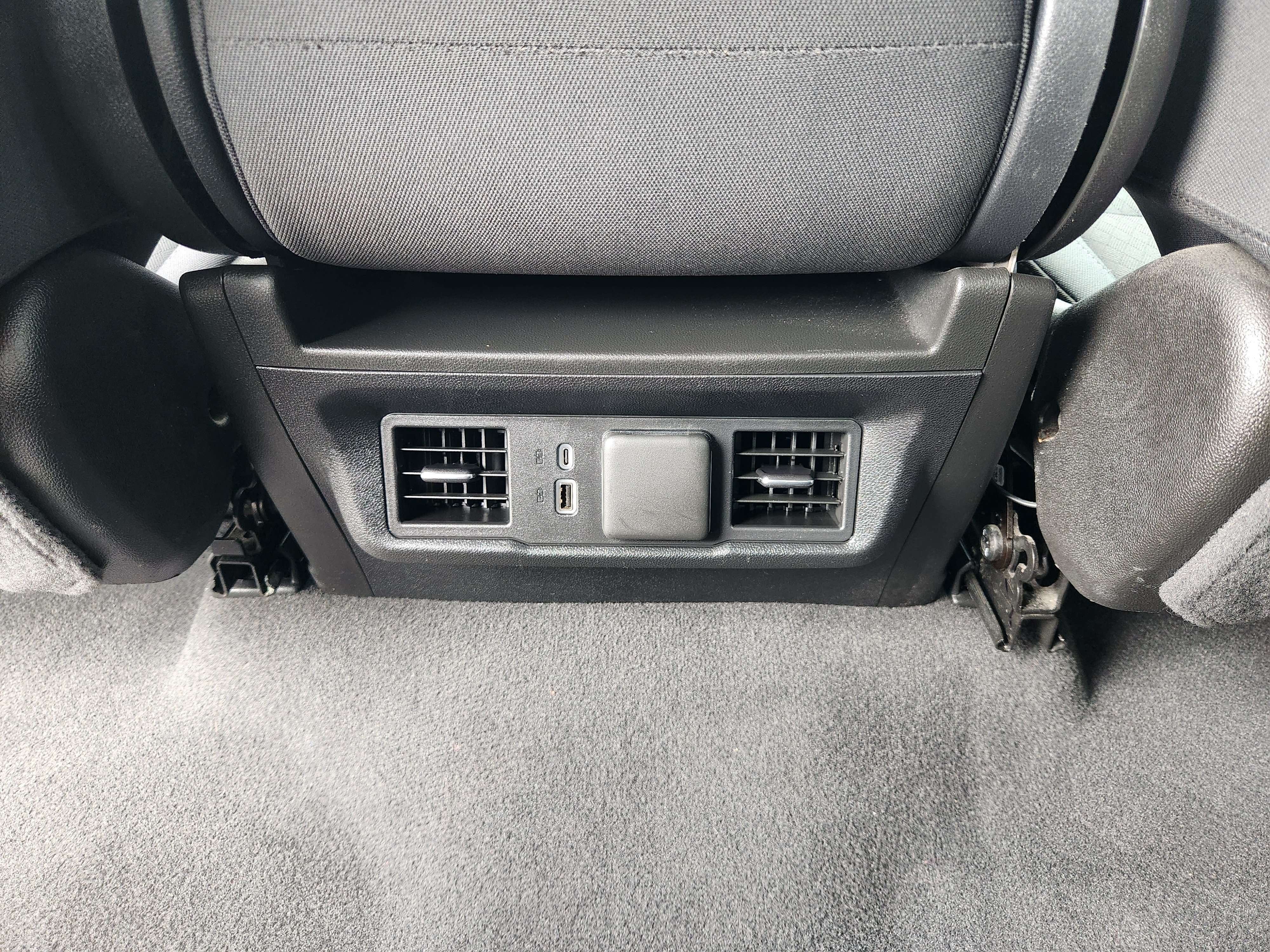 Certified 2025 Chevrolet Silverado 1500 LT RWD image 31