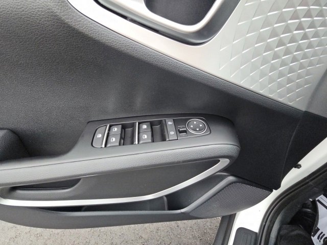 New 2025 Kia Soul LX w/ LX Technology Package image 19