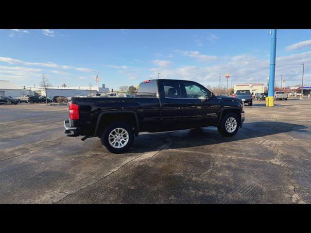 Used 2018 GMC Sierra 1500 SLE w/ SLE Value Package image 31