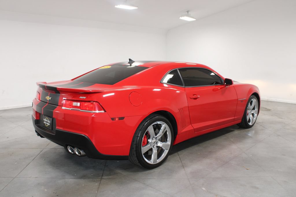 Used 2015 Chevrolet Camaro SS RWD image 9