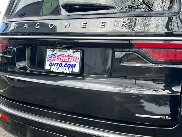 Used 2023 Jeep Wagoneer L Series III w/ Preferred Equipment Group image 38