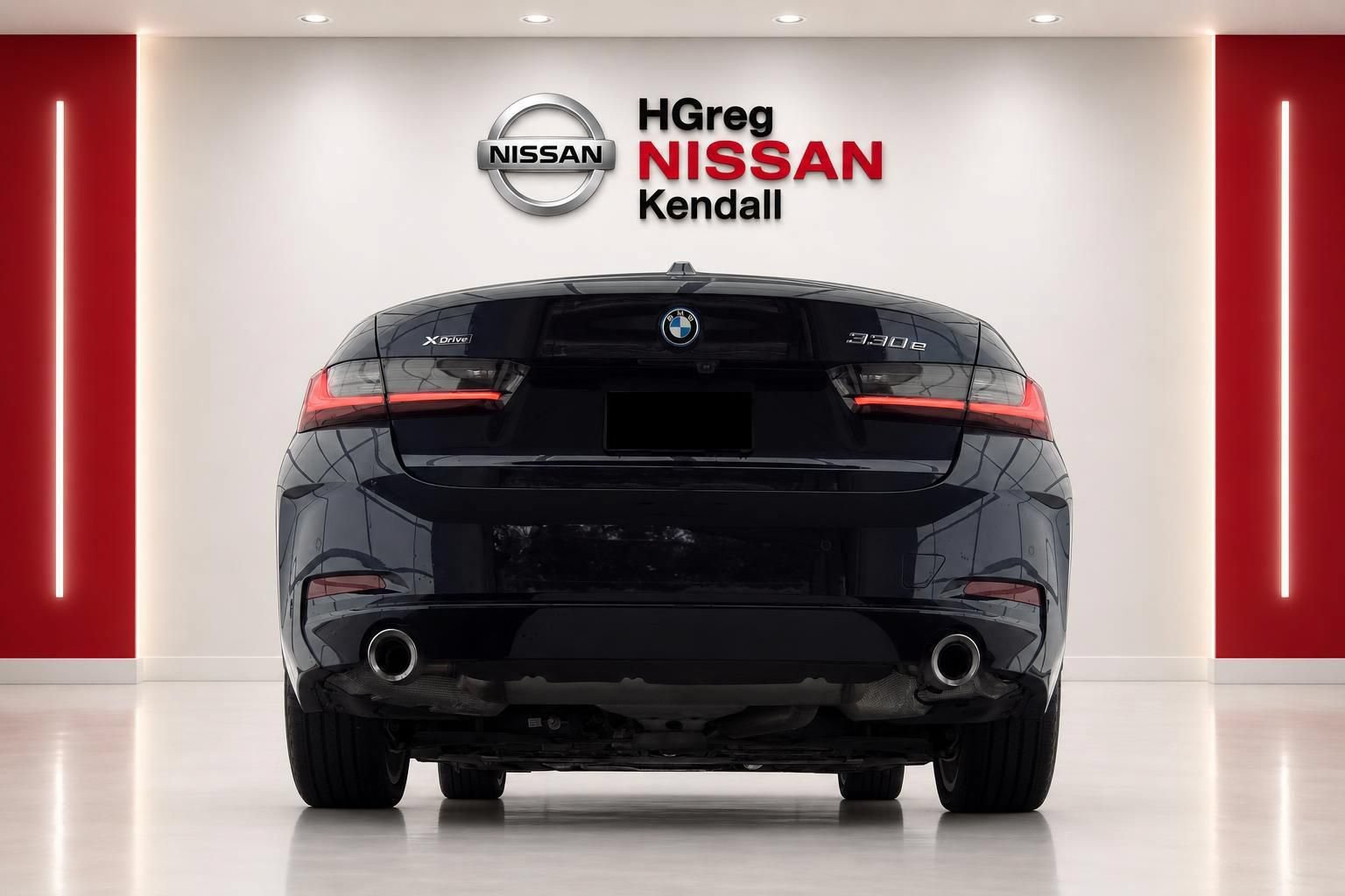 Used 2023 BMW 330e xDrive w/ Premium Package AWD/4WD image 6