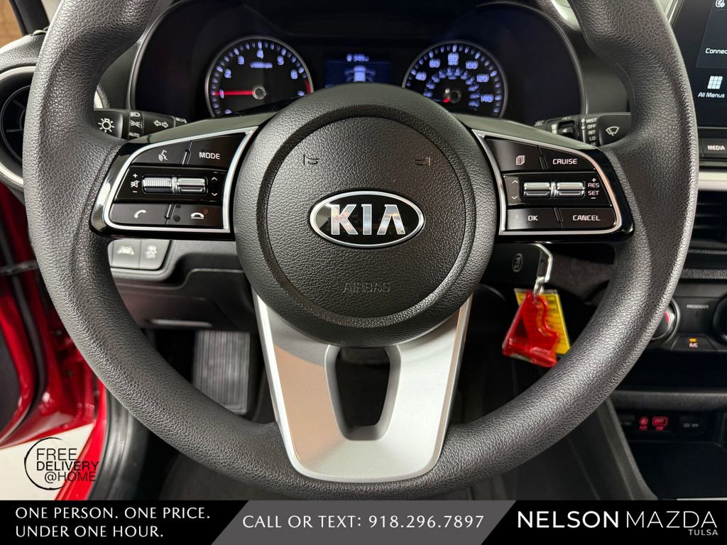 Used 2020 Kia Forte LXS FWD image 23